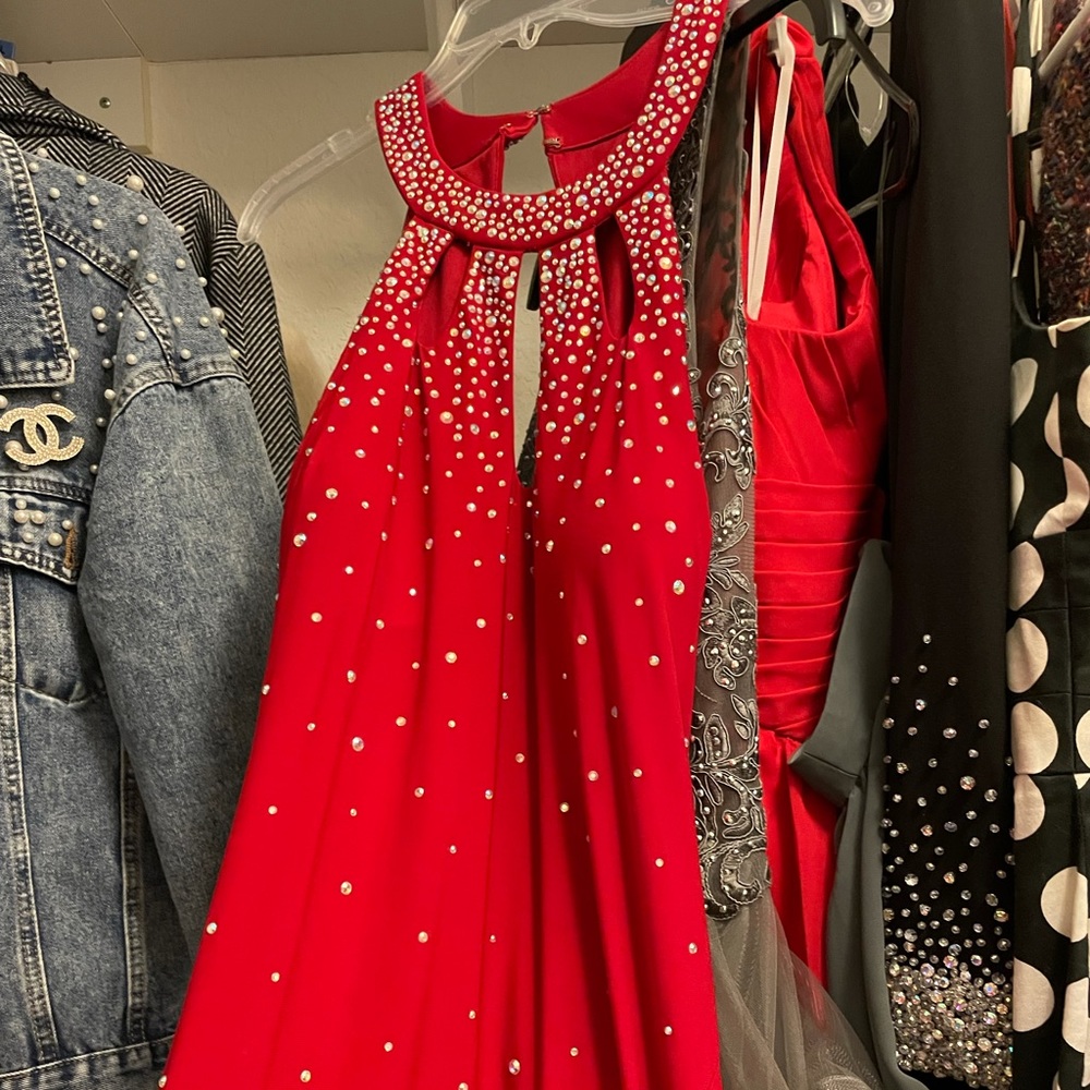 Great gown!